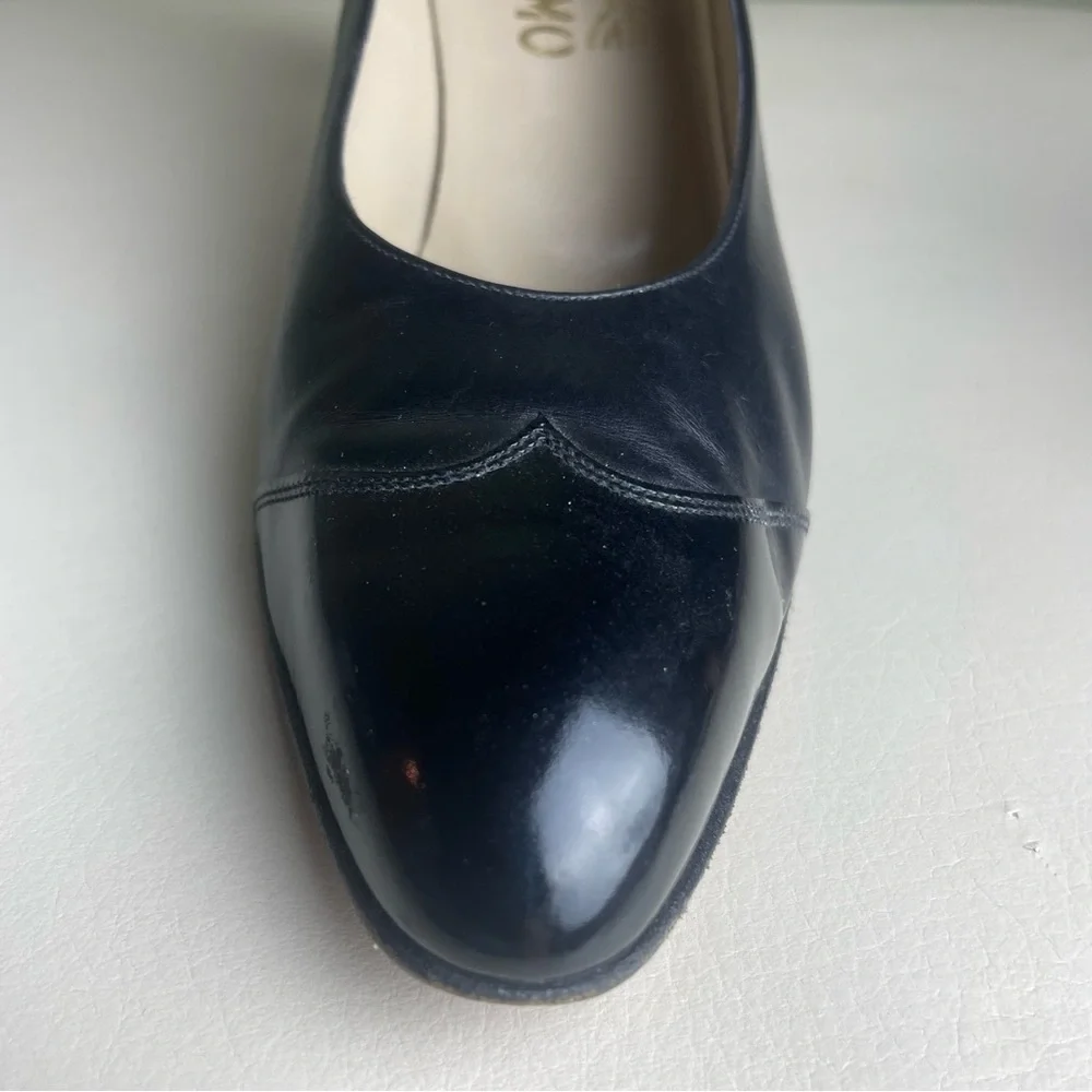 Vintage Salvatore Ferragamo Genuine Black leather heels Size 9 AAAA - Picture 13 of 16